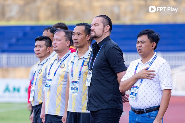 Những cuộc đua thú vị tại LPBank V.League 1-2024/25 - Ảnh 4.